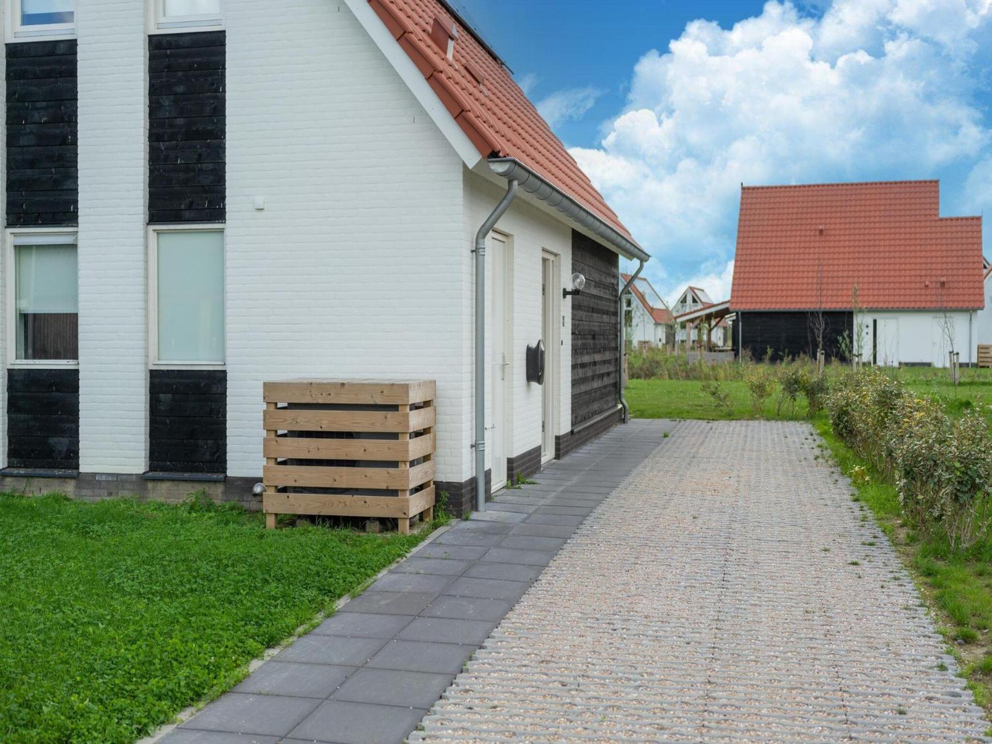 Holiday Home In Scherpenisse Exterior photo